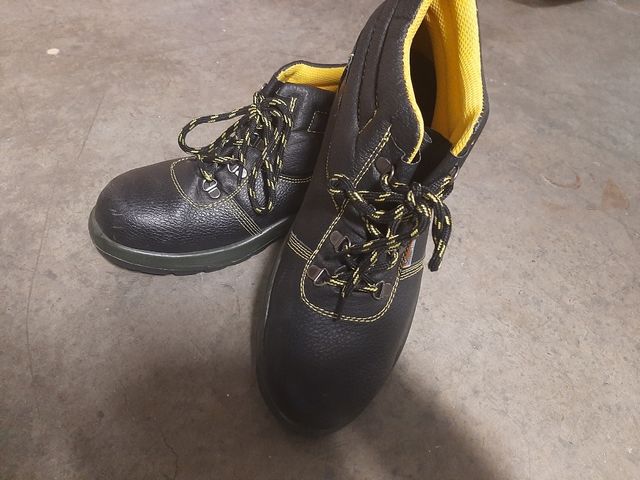 botas de trabajo!! NUEVAS!!!  N°43