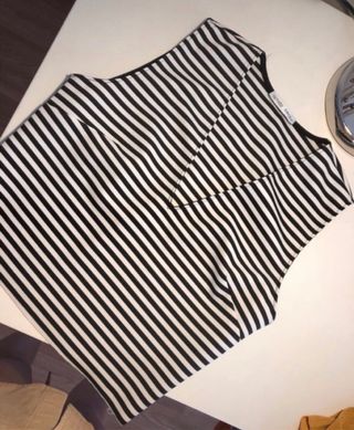 Top blanco Zara de segunda mano en la provincia de Málaga en Top blanco Zara de segunda mano en la provincia de Málaga en
