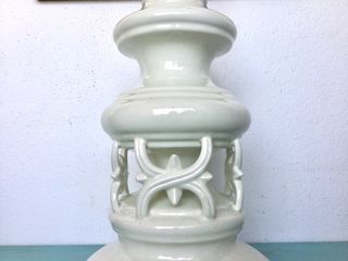 Lámpara de cerámica calada vintage