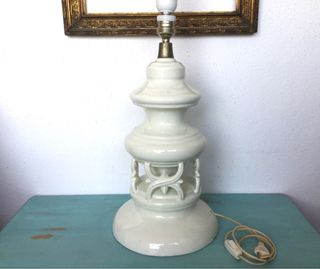 Lámpara de cerámica calada vintage