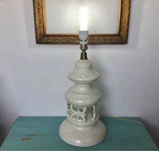 Lámpara de cerámica calada vintage