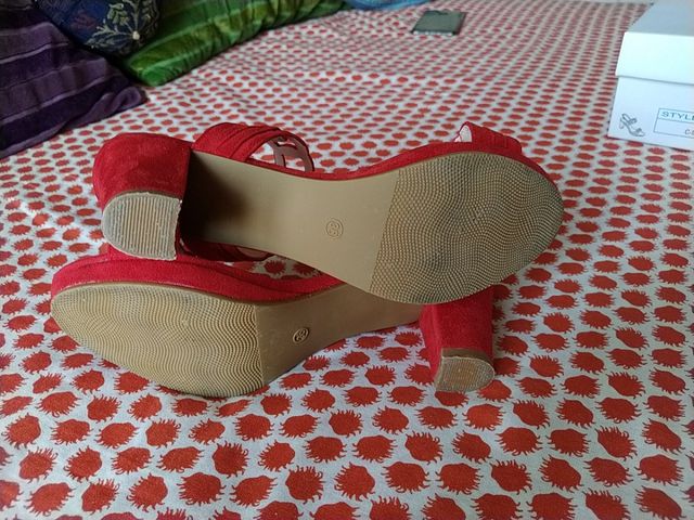 Sandalias charol como nuevas!