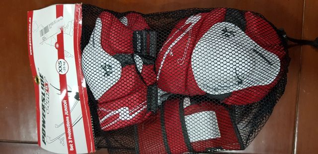 Casco, rodilleras y coderas