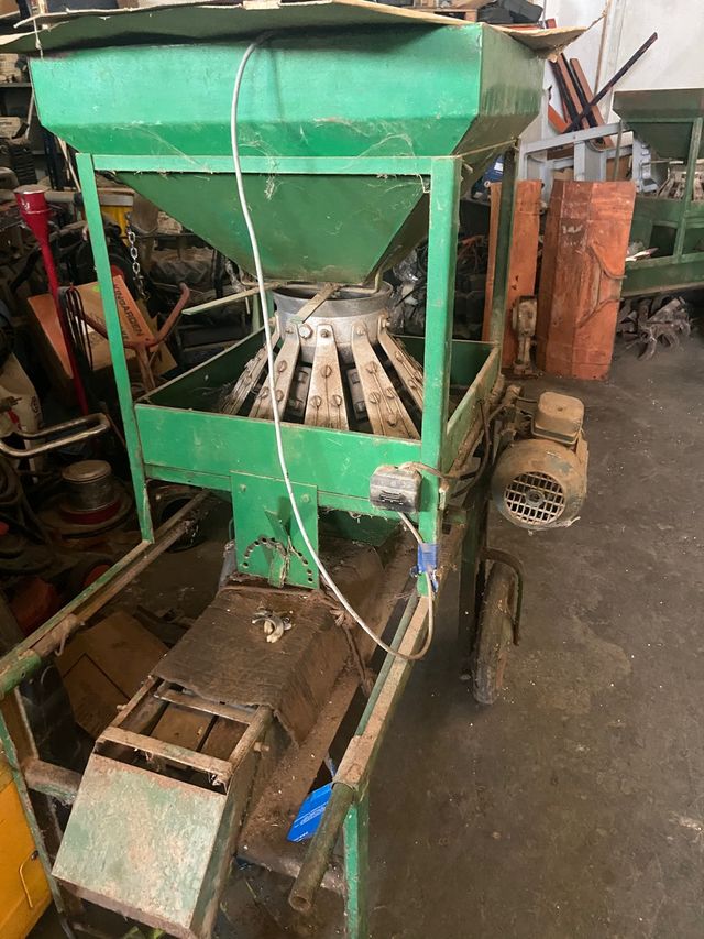 Peladora almendras electrica