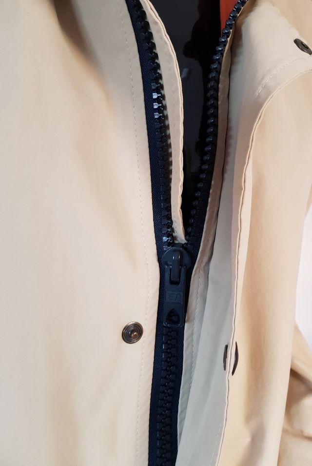 Cazadora sport de hombre beige Blas Oliver