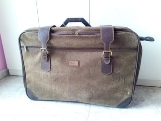 Maleta valisa vintage antigua de segunda mano por 80 EUR en Agramunt en  WALLAPOP