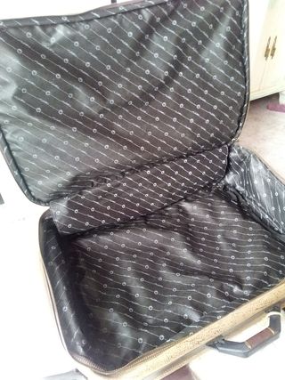 Maleta valisa vintage antigua de segunda mano por 80 EUR en Agramunt en  WALLAPOP