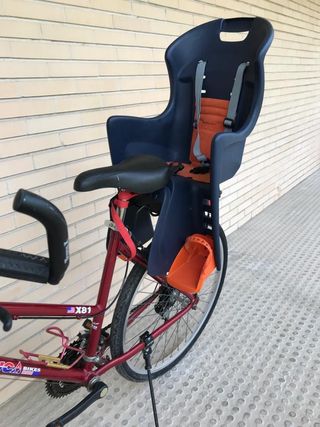 Silla porta bebés para bicicleta de segunda mano por 50 EUR en  Castello\\/Castellon de La Plana en WALLAPOP