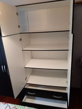 Armario Ropero de segunda mano por 200 € en Bilbao en WALLAPOP