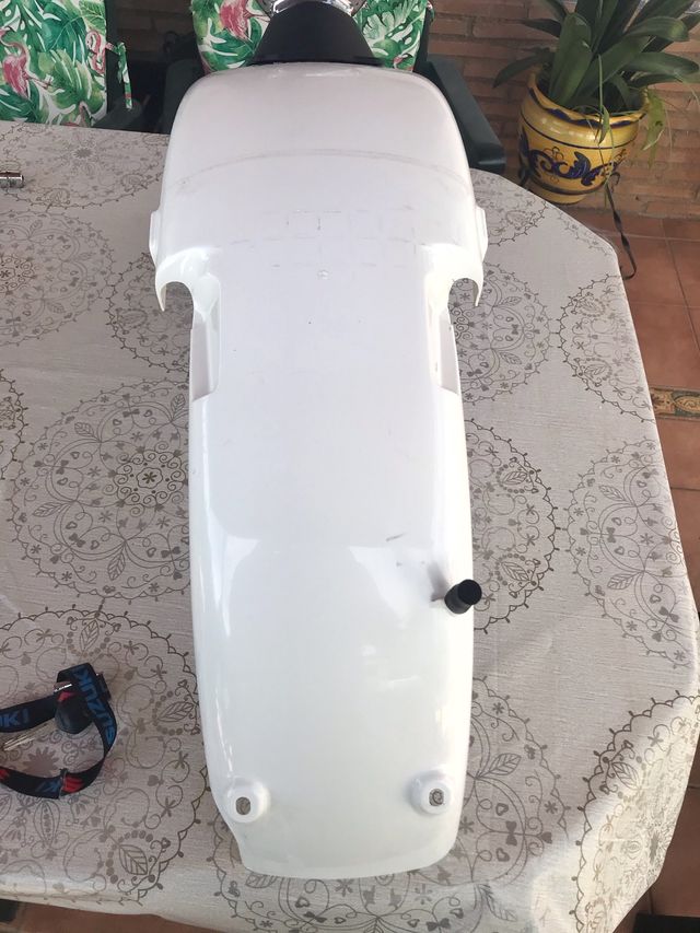 Guardabarros trasero Suzuki van van 125