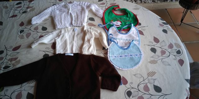 ROPA BEBÉ PRIMERA PUESTA (lote  2)