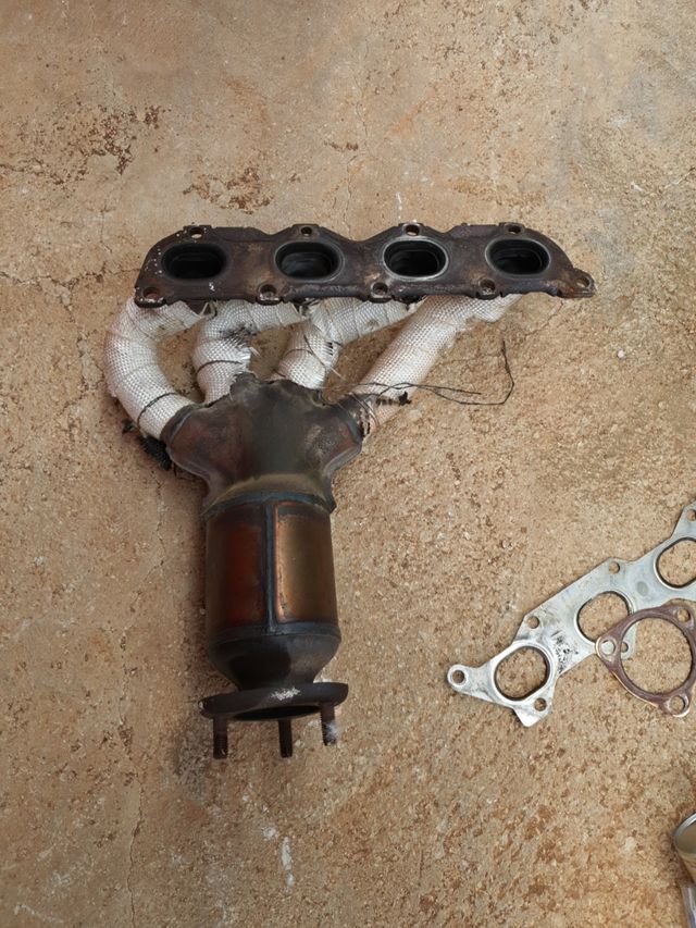 COLECTOR ESCAPE SEAT IBIZA MOTOR BXW