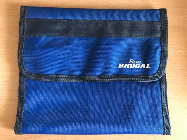 Bolsa de baño NUEVA marca Ron Brugal