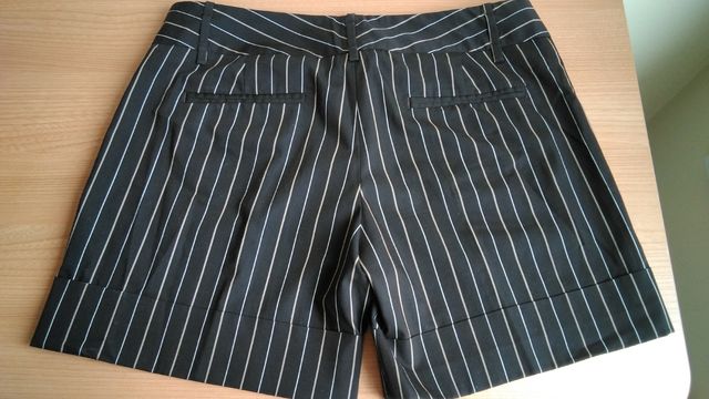 Pantalón Zara. Short. Nuevo.Pantalón corto.Zara