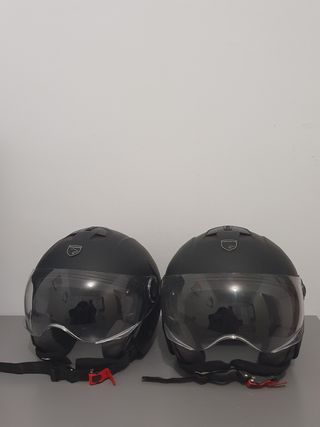 Casco moto niño de segunda mano por 45 € en Sant Cugat del Casco moto niño de segunda mano por 45 € en Sant Cugat del