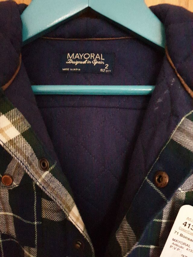Chaqueta niño a estrenar. Talla 92 cm