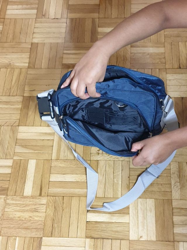 Borsa a tracolla blu navy NEW WITH TAG