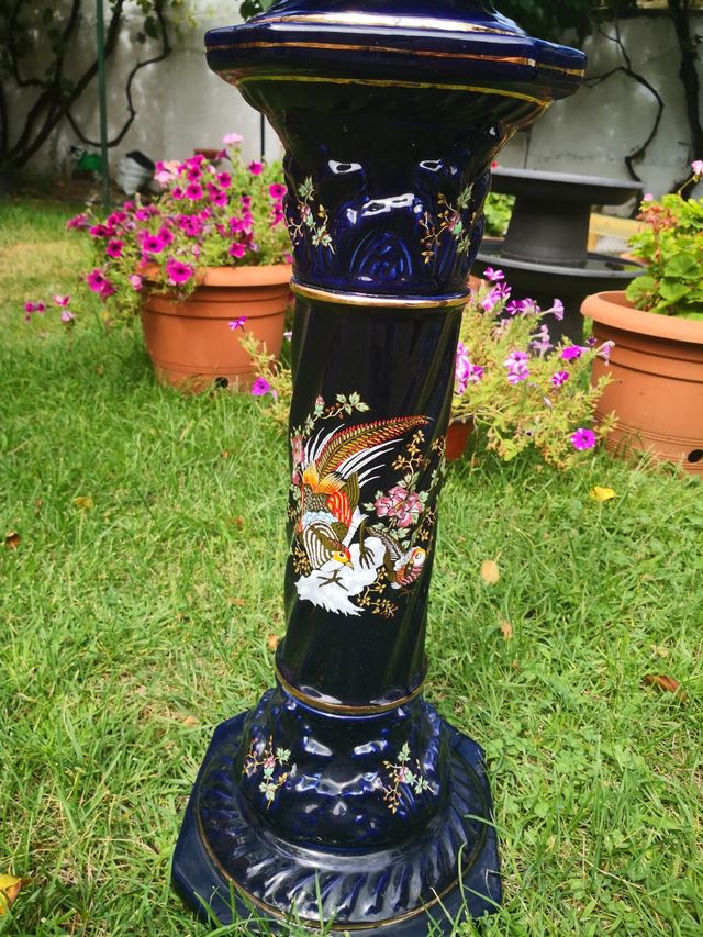 Columnas de cerámica italiana pintadas a mano.