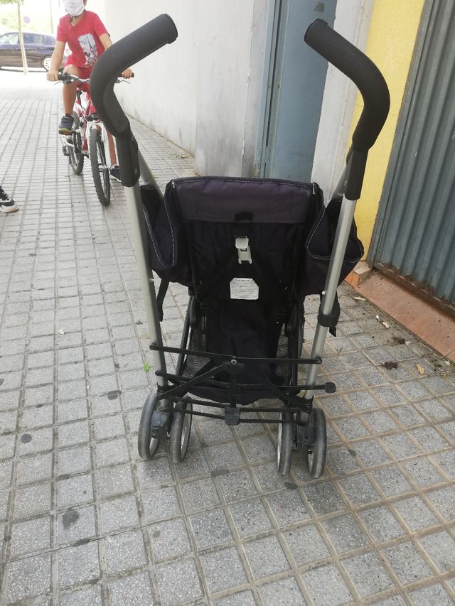 sillita de paseo marca Chicco, en muy buen estado.