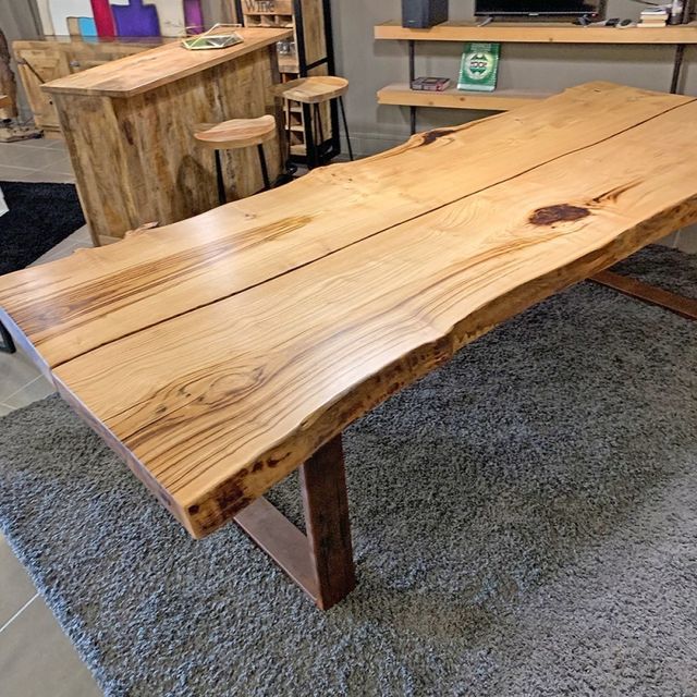 MESA DE MADERA MACIZA