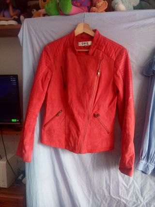 Chaqueta roja mujer de segunda mano en la provincia de Chaqueta roja austriaca mujer. T 16 de segunda mano por 30