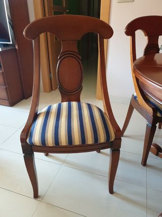 Sillas comedor madera de segunda mano por 80 € en Granada en WALLAPOP