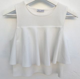 Top blanco Zara de segunda mano en la provincia de Málaga en Top blanco Zara de segunda mano en la provincia de Málaga en