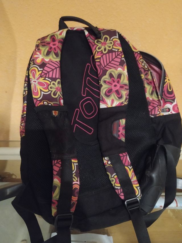 mochila totto