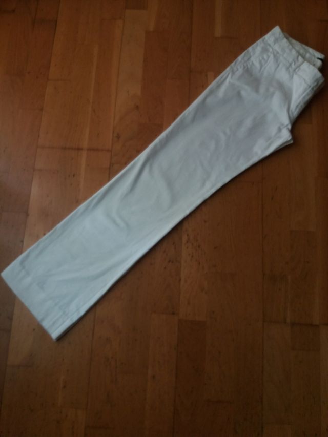 Pantalon blanco de Zara