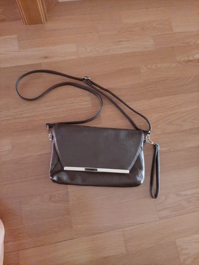 Bolso de bandolera o de mano