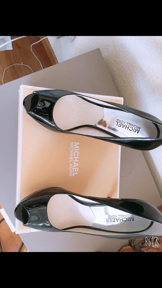 Tacones de micheal kors