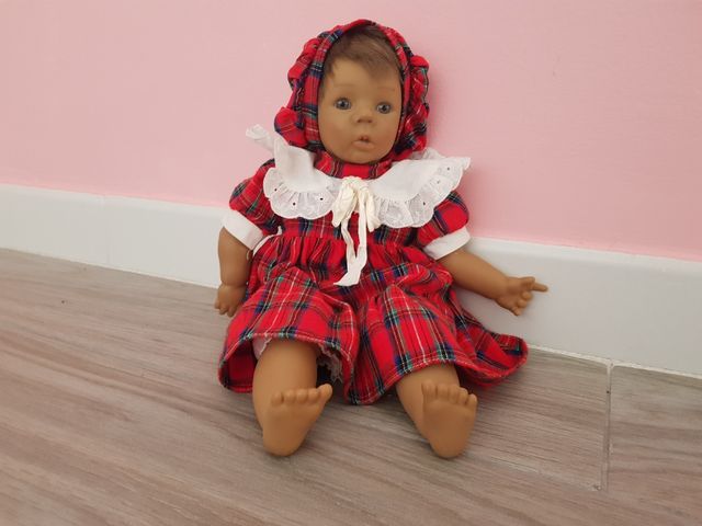 Muñeca bebé años 90