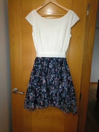 Vestido marca Cerezas de segunda mano por 20 EUR en Almenara en WALLAPOP