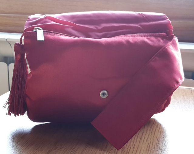 NECESER O BOLSO DE MANO