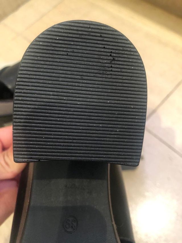 Zapatos nuevos a estrenar num.39