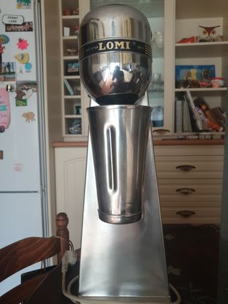 Batidora Lomi de segunda mano en WALLAPOP Batidora Lomi de segunda mano en WALLAPOP