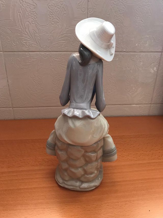 Figura Nao Lladró porcelana