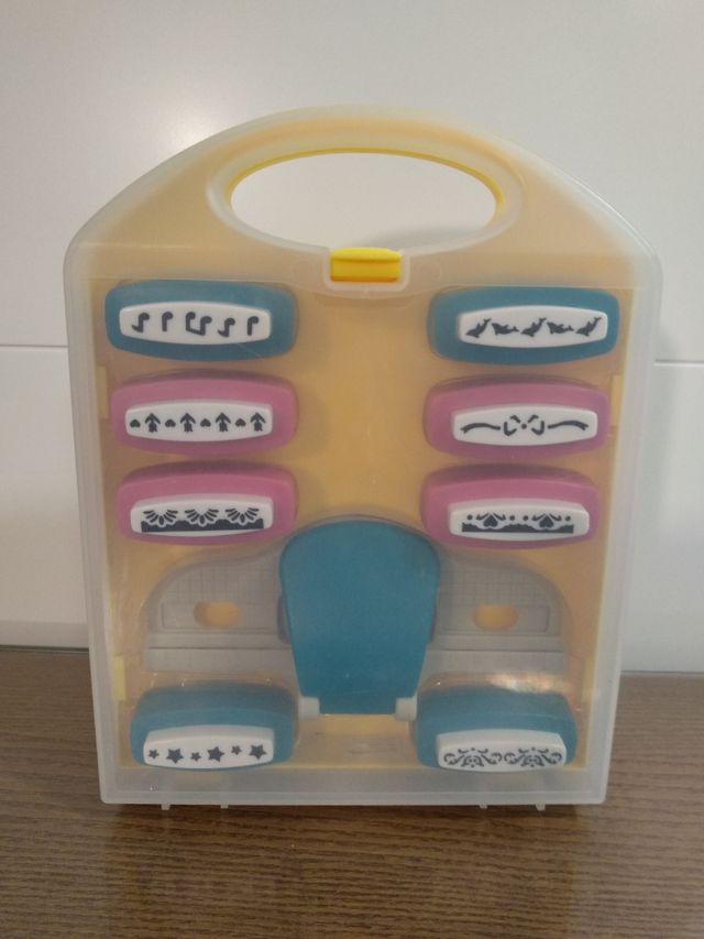 MANUALIDADES - TROQUELADORA