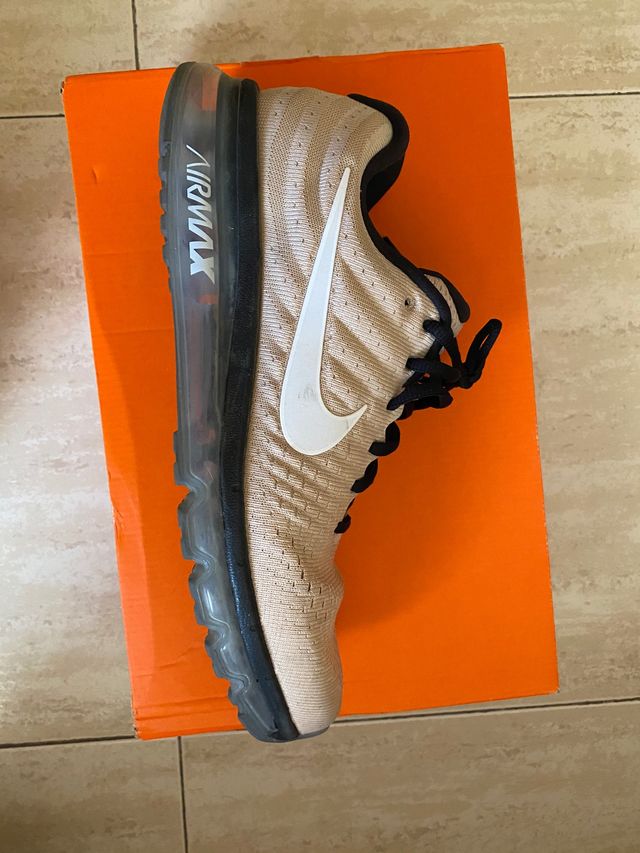 Hecho para recordar Feudal mosquito Nike air max 2017 de segunda mano por 50 € en Alcorcón en WALLAPOP Hecho para recordar Feudal mosquito Nike air max 2017 de segunda mano por 50 € en Alcorcón en WALLAPOP