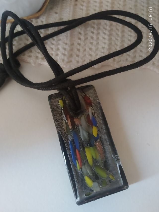 DISEÑO Collar con pieza cristal