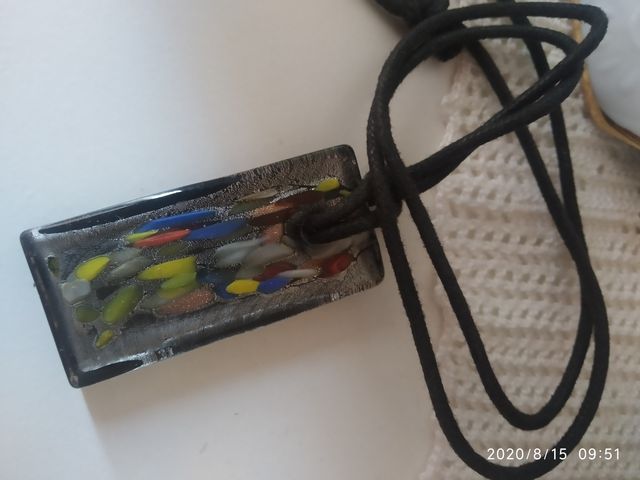 DISEÑO Collar con pieza cristal