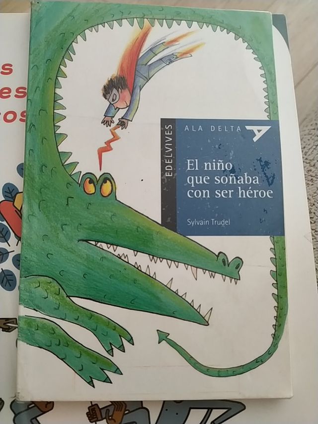 El niño que soñaba con ser héroe