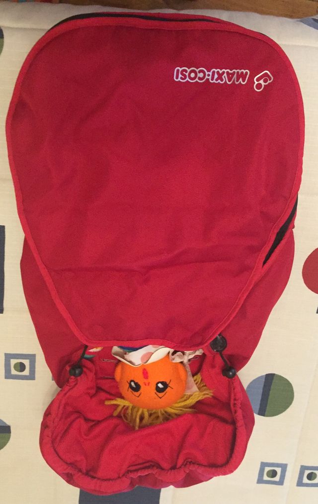 Saco de invierno maxicoxi rojo