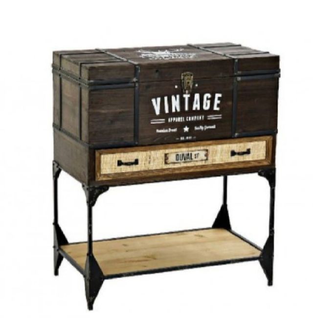 Mueble arcón industrial de segunda mano por 225 € en Madrid en WALLAPOP