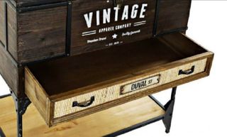 Mueble arcón industrial de segunda mano por 225 € en Madrid en WALLAPOP