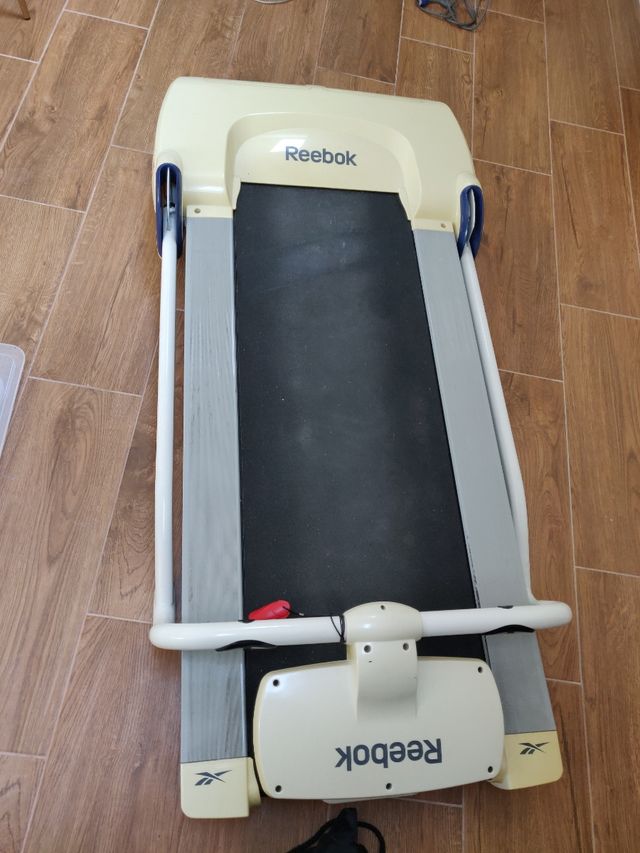Arrestar Humedad Traición Cinta de correr reebok plegable ice de segunda mano por 299 € en Madrid en WALLAPOP Arrestar Humedad Traición Cinta de correr reebok plegable ice de segunda mano por 299 € en Madrid en WALLAPOP