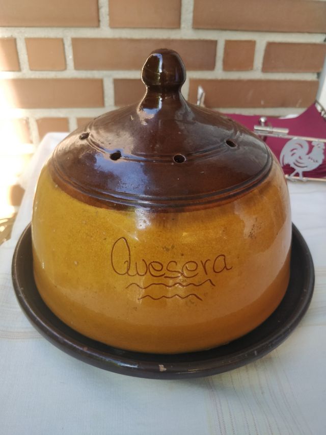 Quesera de campana