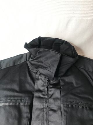 CHAQUETA NEGRA PEUTEREY NUEVA T. 42