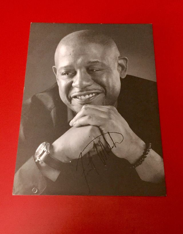 Foto oficial con autógrafo FOREST WHITAKER (2001)