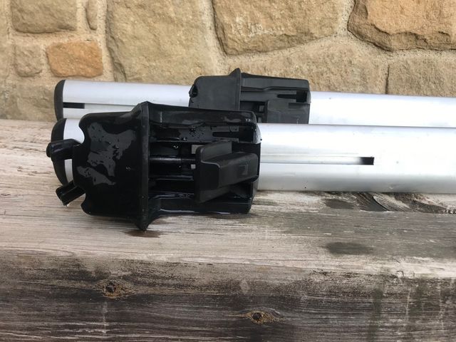 Barras techo universales de segunda mano por 50 € en Folgueroles en